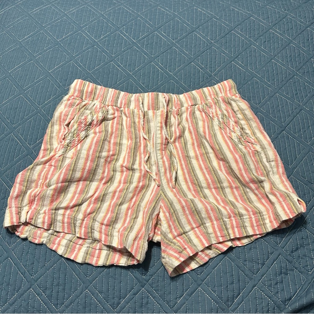 casual striped shorts